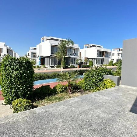 Four Seasons Life Rentals Trikomo Екстериор снимка