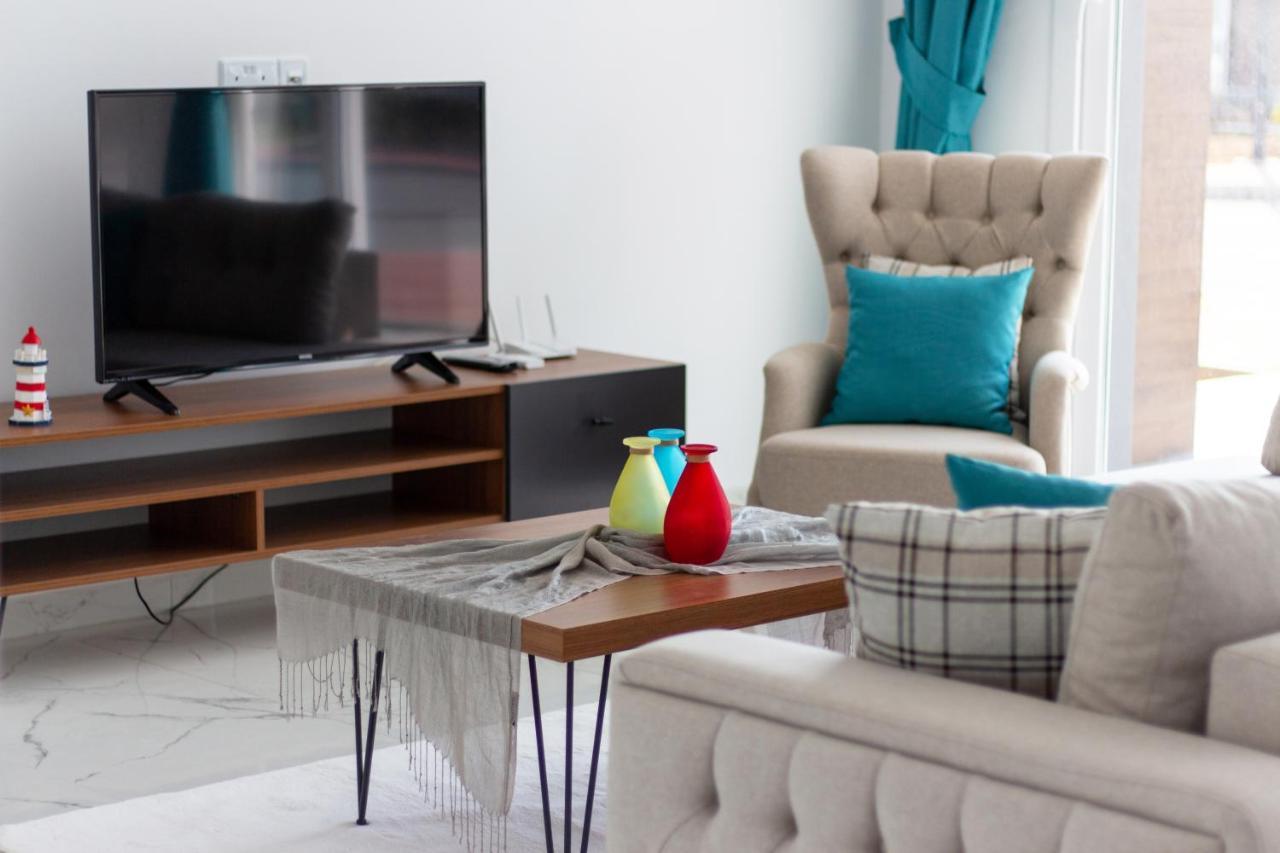 Four Seasons Life Rentals Trikomo Екстериор снимка