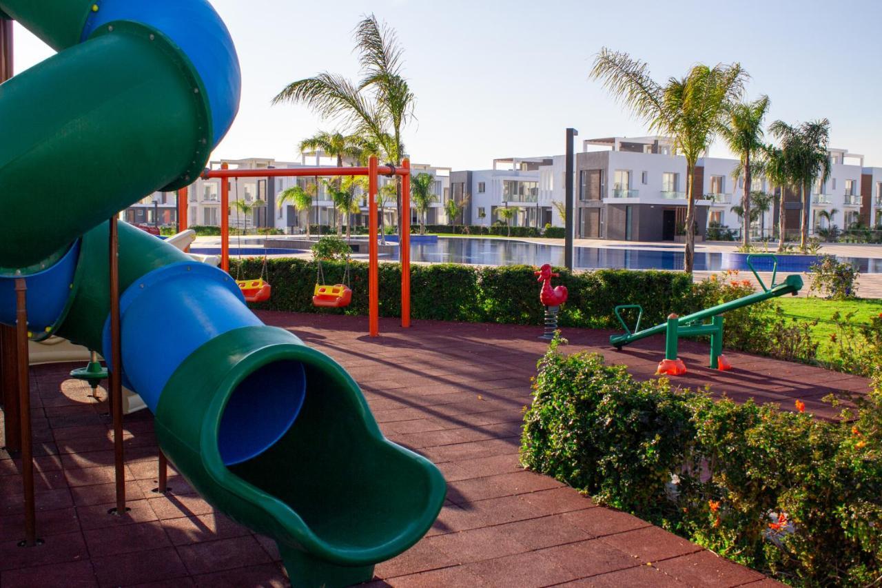 Four Seasons Life Rentals Trikomo Екстериор снимка