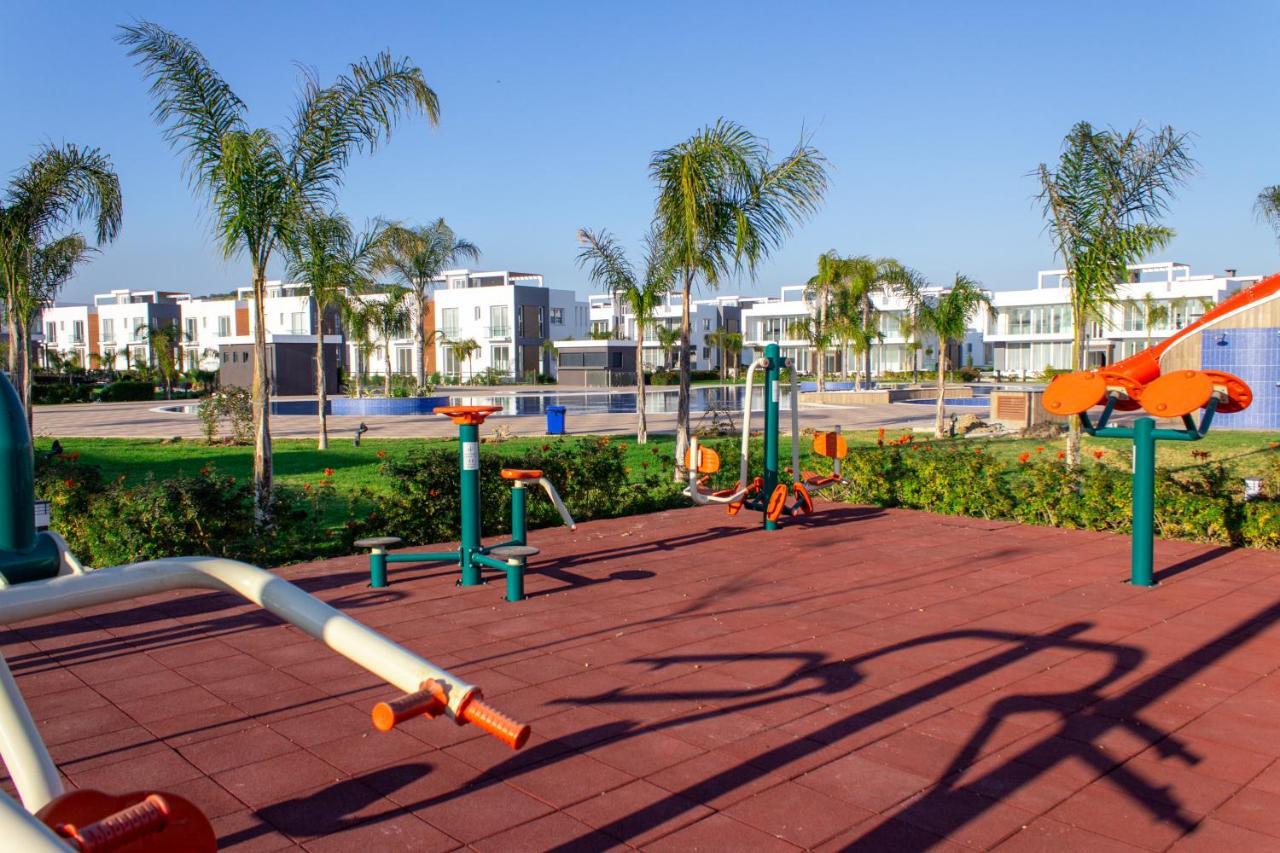 Four Seasons Life Rentals Trikomo Екстериор снимка